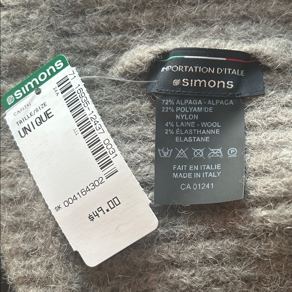 Simons Alpaca Wool Blend Toque - Picture 2 of 2